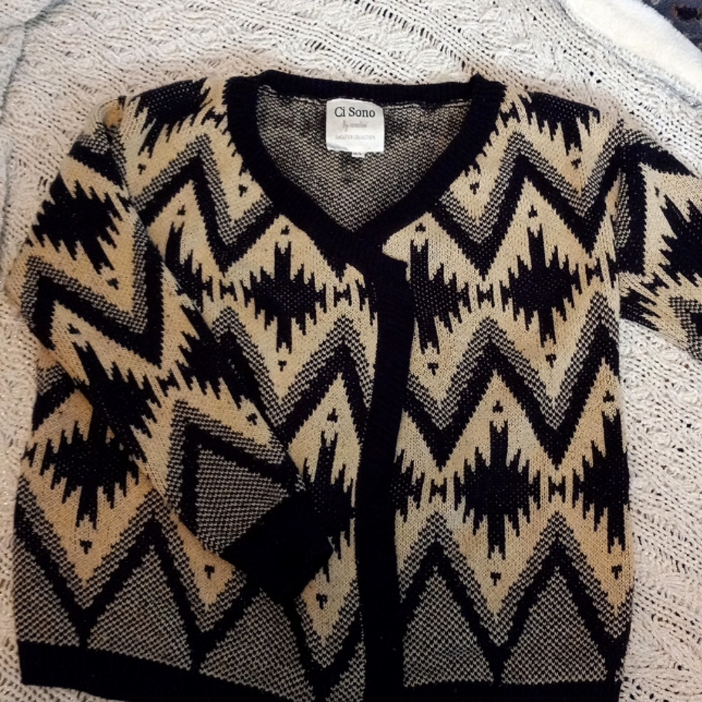 Ci Sono Cream/ Navy Patterned Cardigan, Size M/L